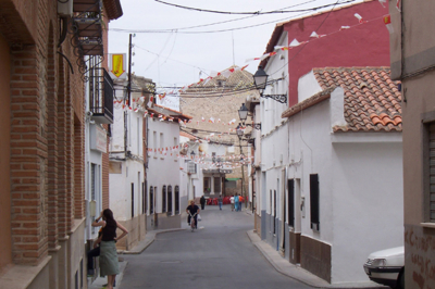Calle levante
fiestas dia de la comunidad

