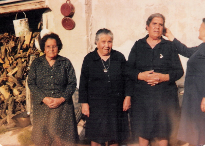 Mera, Tomasa, Encarna y Seberiana
