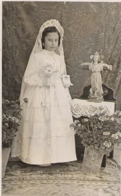 comunion de Margari Morales año54
