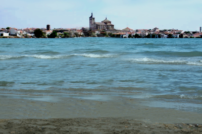 Aqui si hay playa
Siempre me ha gustado imaginarme como sería el pueblo con mar
