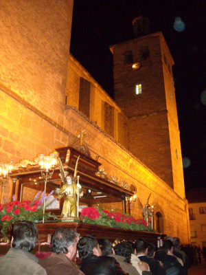 Cristo Yacente , pasando al lado de la Iglesia. 21 de marzo 2008 , Viernes Santo
Palabras clave: semana santa