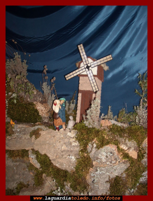 Belén parroquial 2010. X
Después de unos 35 o 40 años, a vuelto a renacer la tradición del Belén de la iglesia.
Palabras clave: belén iglesia