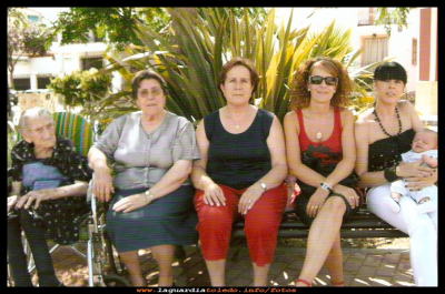 Familia guardiola que fue de cinco generaciones. Tatarabuela, bisabuela, abuela, madre, hijo.
Palabras clave: familia cinco generaciones