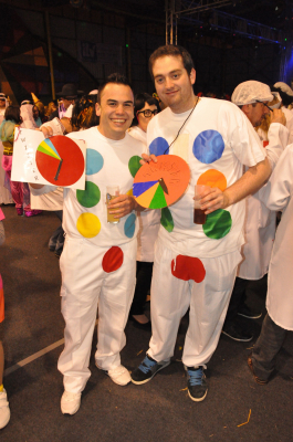 Baile de carnaval en el pabellón, 16-2-13
Palabras clave: carnaval 2013 pabellon