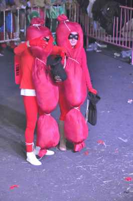 Los Chorizos
Concurso de carnaval en la categoría individual, o por parejas, en el pabellón polideportivo, 16-2-13
Palabras clave: chorizos carnaval pabellon