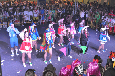 Las muñecas de trapo
Concursantes en el desfile de carnaval del pabellón. 16-2-13
Palabras clave: muñecas trapo carnaval