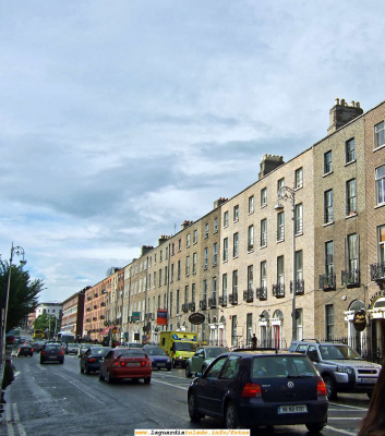 6 de diciembre de 2007. Anika I
Es mi barrio, vivo en el centro de Dublin y las casas son de este estilo, muy típicas la verdad, pero es bonito.
Palabras clave: 6 de diciembre de 2007. Anika I