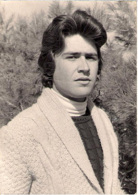 Mozo de los 70
José María Tejero con 15 años (1973) en una mañana soleada, de un domingo de  invierno, en el " pasonorte".
EL CURSO DE LA VIDA: La juventud y los amigos
