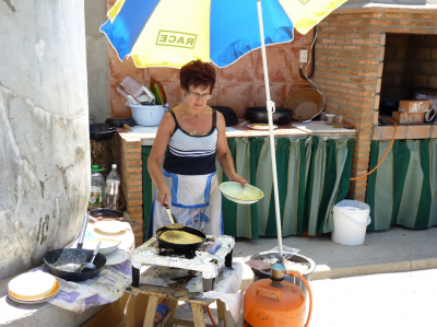 SEMANA DE LA JUVENTUD
PRESPARACION TORTILLAS PARA EL PINCHO SABADO 31/07/2010
