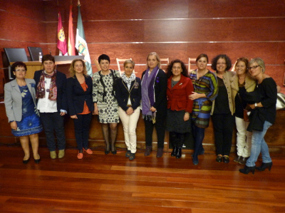 Galardonadas
Galardonadas del día internacional de la mujer rural, celebrado en Ocaña el 24 de Octubre del 2012, junto con la Directora del Instituto de la Mujer de Castilla la Mancha
