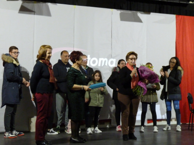 Galardón a la mujer trabajadora
Entrega de placa a Isabel Guzman Lopez
