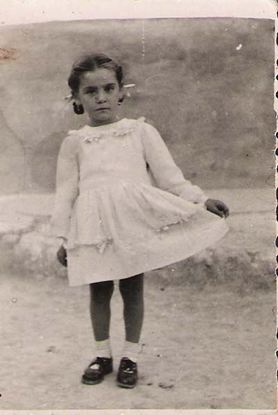 Emilia Tacero con 3 años
Palabras clave: Emilia