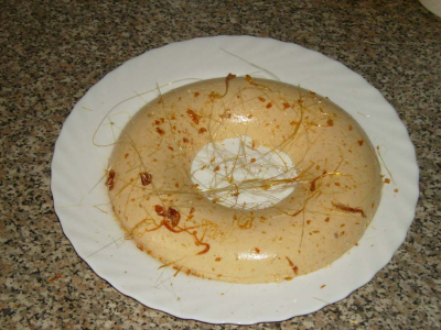 Bavarois de turrón
Esta es una receta barata y sencilla, barata porque vamos a utilizar el turrón que nos quedó en la Navidad pasada. (Receta en comentario...)

Palabras clave: postres