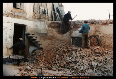 Restauración.
Rehabilitación  de la casa de los Jaenés, esta se llevo acabo estando de alcalde  Santiago Pérez Charmes, (que fue desde 1983 hasta 1991) 

Palabras clave: Rehabilitación  de la casa de los Jaenés