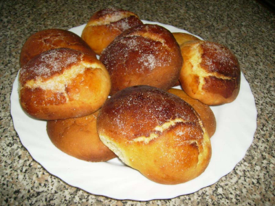 Tortas Dormidas
Tortas, excelentes para desayunos y meriendas, mejor si van acompañadas de chocolate.
Dormidas, porque necesitan mucho reposo en un lugar caliente, para que suban.

Palabras clave: bolleria