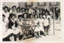 Nombre del archivo=Grupo repartidoras de chocolate.jpg
Tamaño del archivo=191KiB
Dimensiones=688x471
Fecha añadida=F d, Y Grupo repartidoras de chocolate.jpg