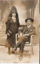 Nombre del archivo=Padrinos años 20.jpg
Tamaño del archivo=312KiB
Dimensiones=646x1029
Fecha añadida=F d, Y Padrinos años 20.jpg