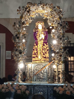 Procesión 25-9-22
El Santo Niño, día 25, con el bastón de mando de alcalde perpetuo. 
