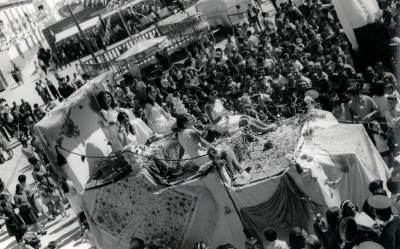 Carroza de la Reina y damas 1969
Vicenta Orgaz, Tomasa, Ino Peláez, Juli Santiago y Marina Guzmán.

