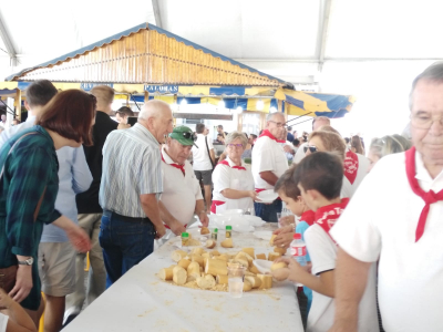 Reparto de huevos 23-9-18
Peña Los Timbales
