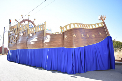 Carroza de la Reina y Damas 2019
Un año más el trabajo de Jesús Muñoz y Moises Román ha dado este fantástico resultado. Enhorabuena!!
