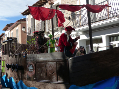 Piratas
Primer premio local en el concurso de carnaval del domingo 22/2/15. Carroza de la asociación Pies de Gato.
Palabras clave: carnaval pies de gato