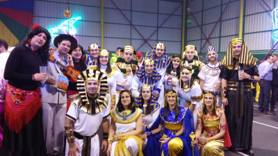 Egipcios y faraonas
Fiesta de Carnaval 2015 en el pabellón municipal 
