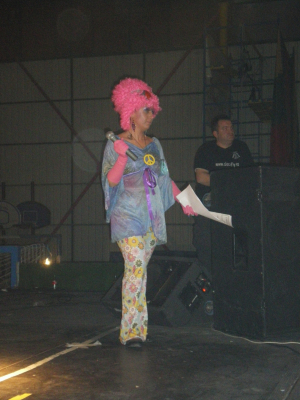 LA PRESENTADORA
MARIA ROSA UNA VEZ MAS PRESENTADO EL CARNAVAL 2010.
FIESTAS, CELEBRACIONES Y TRADICIONES: Carnaval 2010
Palabras clave: LA PRESENTADORA MARIA ROSA PEDRAZA