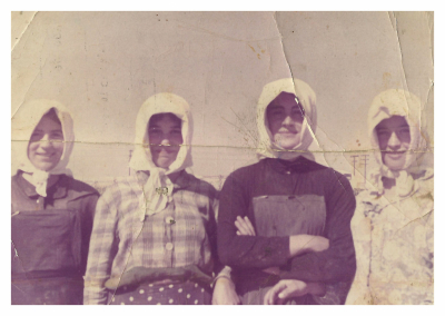 vendimiadoras años 60.
pura,castita,margarita y mari la mochuela.
