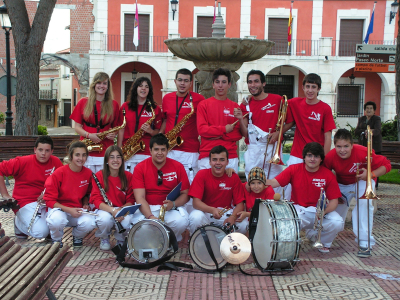Charanga "La Tonalidad"
Charanga local creada recientemente disponible para cualquier tipo de eventos.


