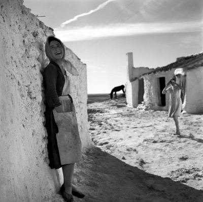 Guardiola fotografiada por Catalá Roca 1960
Esta foto es de una exposición que vi en "La Pedrera" de Barcelona del fotógrafo Francesc Catalá Roca, un fotografo que viajó mucho por La Mancha de finales de la postguerra a los 60. 
Había alguna foto de Ocaña, Alcázar y mi sorpresa fue que encontré una de nuestro pueblo.
Palabras clave: La Guardia exposición Barcelona 1960