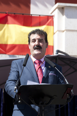 EL MANTENEDOR. VÍCTOR DONES. (24-09-2012)
Discurso del mantenedor ante su pueblo en la plaza antes del desfile de carrozas.
Palabras clave: FIESTAS 2012 MANTENEDOR.