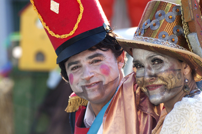 JUEGA CONMIGO. VI
Palabras clave: CARNAVAL 2012, el trajín.