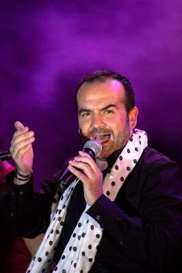 ÁNGEL GARCIA. LA GUARDIA 30-MAYO-2012
Palabras clave: Concierto de Angel García . Fiestas de Castilla la Mancha 2012