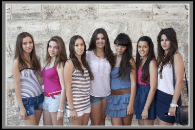 REINA Y DAMAS DE HONOR 2012 . (14-07-2012)
 Reina y damas de honor de las fiestas de La Guardia 2012, tras su elección. 
De izquierda a derecha, Lucía Torres,Patricia Dominguez, Noelia Guijarro, Carolina Valero(Reina) Laura Espada,María Cabiedas Nuño y María Cabiedas Villarreal.
Palabras clave: reina y damas 2012