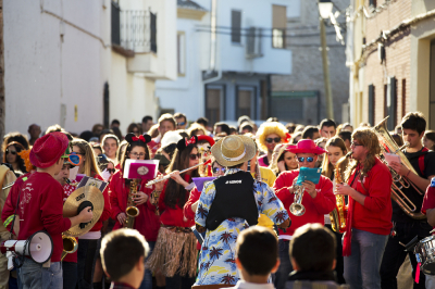 Comienza el Carnaval  (8 de marzo de 2014)
La Charanga "La Tonalidad" encabeza el desfile del carnaval infantil
Palabras clave: carnaval