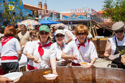 El pisto
Fiestas de Castilla la Mancha 2015. El Pisto ( Peña Los Timbales)
