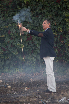 Paco, concejal de festejos animando la cabalgata de reyes 2015.
Palabras clave: cabalgata 2015