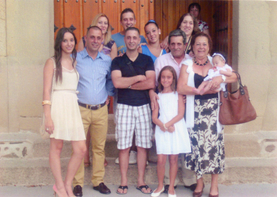 Familia de porrete de Bautizo
Familia de porrete de Bautizo en Málaga. Bautizo de Rosa Moya, una de sus tres nietas.
