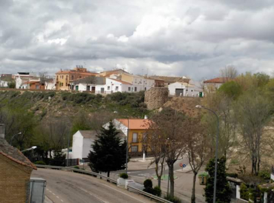 Vista del castillo desde el barrio arrabal
