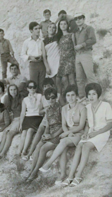 Amigos en el Santo Niño
Amigos en el santo niño año 1967. Juan, Pepa, Maricarmen, Jesús, Paco, Paquita, Gloria de Tembleque, Vicente y Ascen. Las otras dos chicas no me acuerdo
